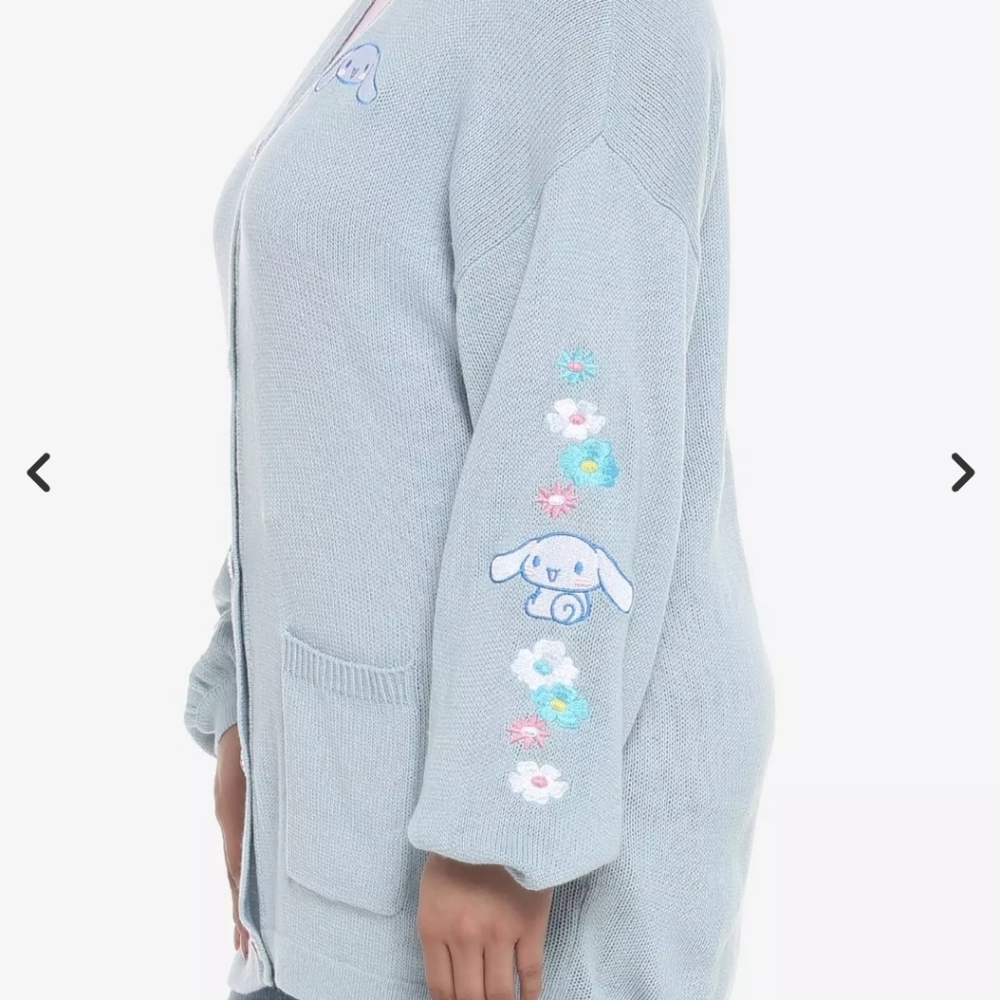 EUC Cinnamoroll Embroidered Girls Oversized Cardigan - Picture 3 of 10